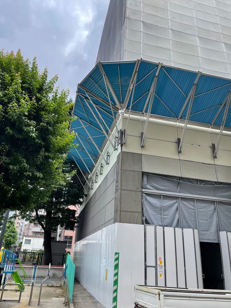 GLEAMS秋葉原　建物解体工事